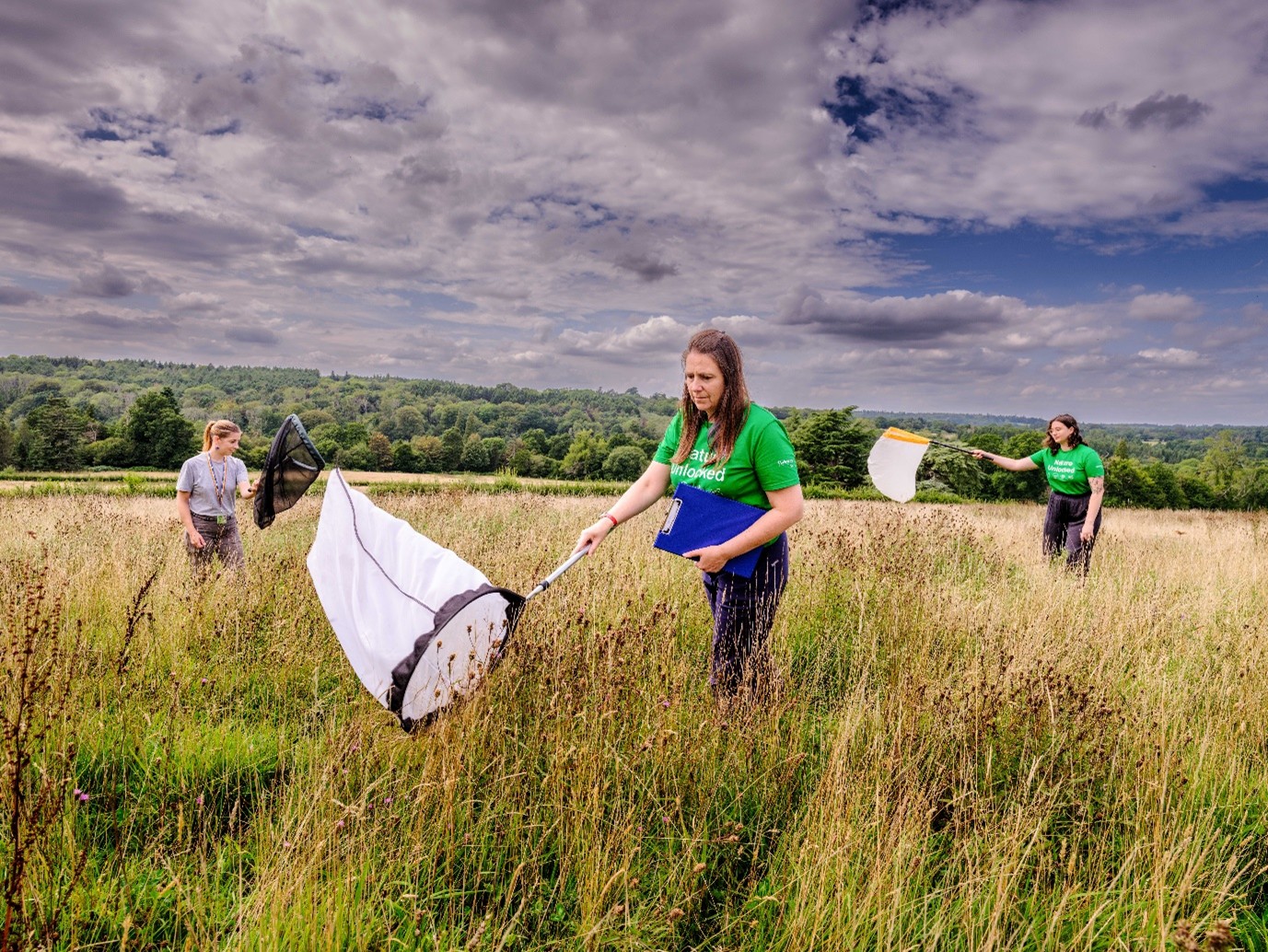 Nature Unlocked pollination scientists in Coronation Meadow. © Jim Holden, RBG Kew Nature Unlocked pollination scientists in Coronation Meadow. © Jim Holden, RBG Kew